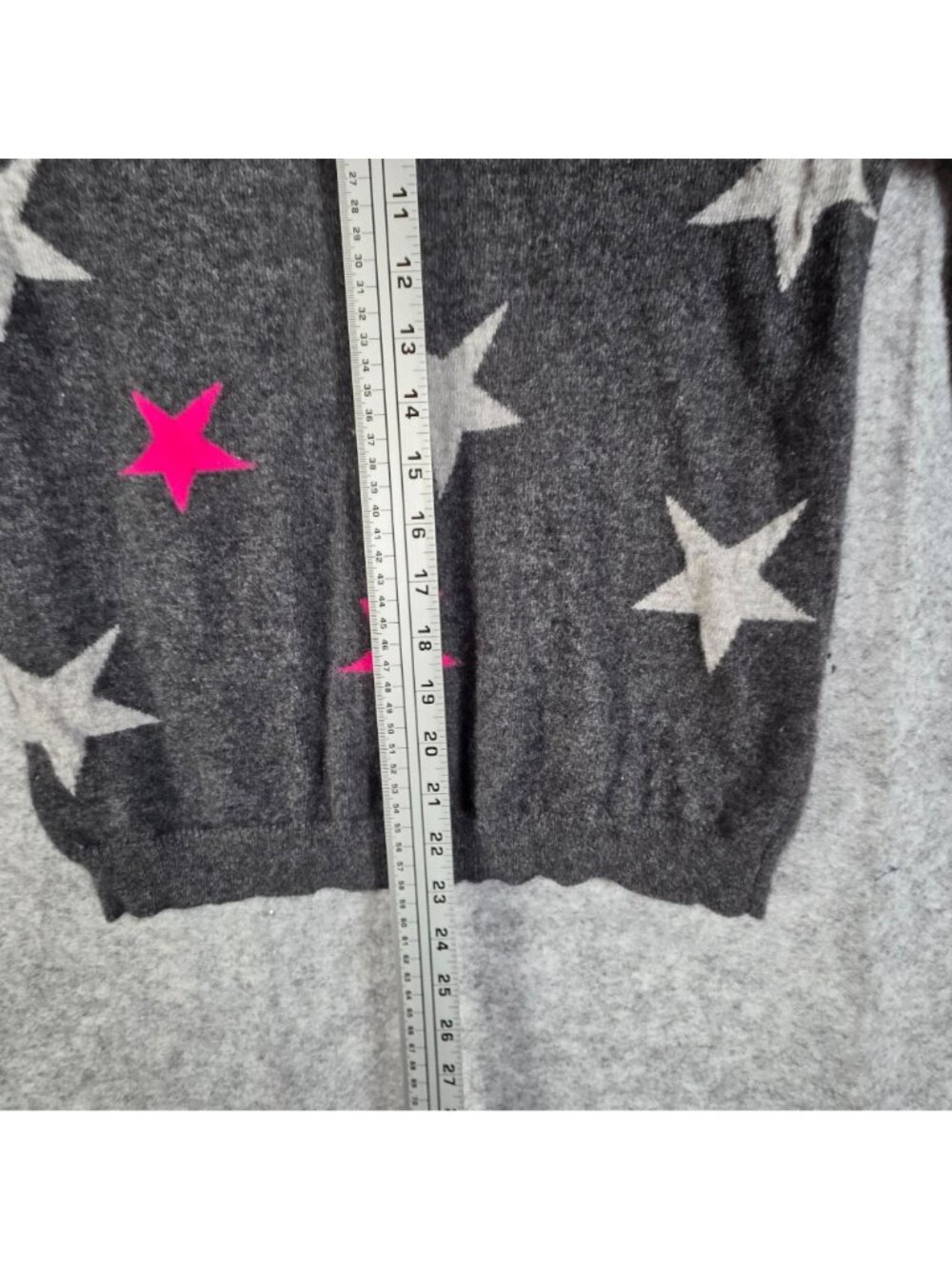 Philosophy Women's Cashmere Star Sweater Gray Pink Fuchsia Cozy Chic L - Picture 4 of 9